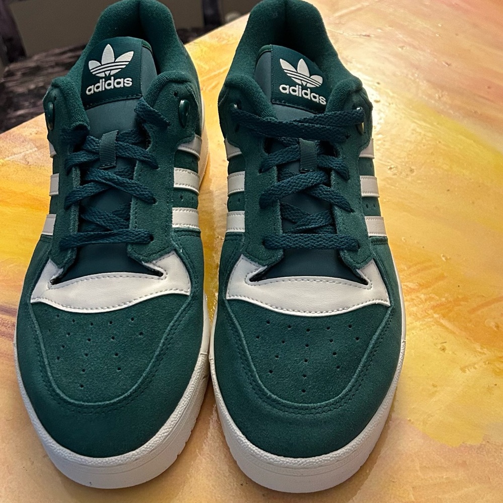 Adidas Rivalry Low Shoes - Picture 14 of 16